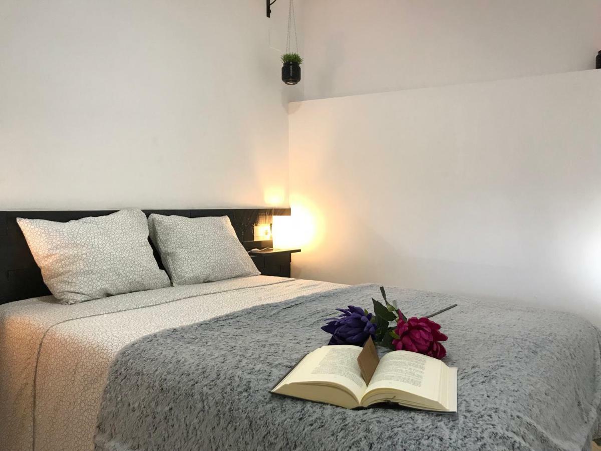 Loft Arco Del Cristo. Apartman Caces Kültér fotó