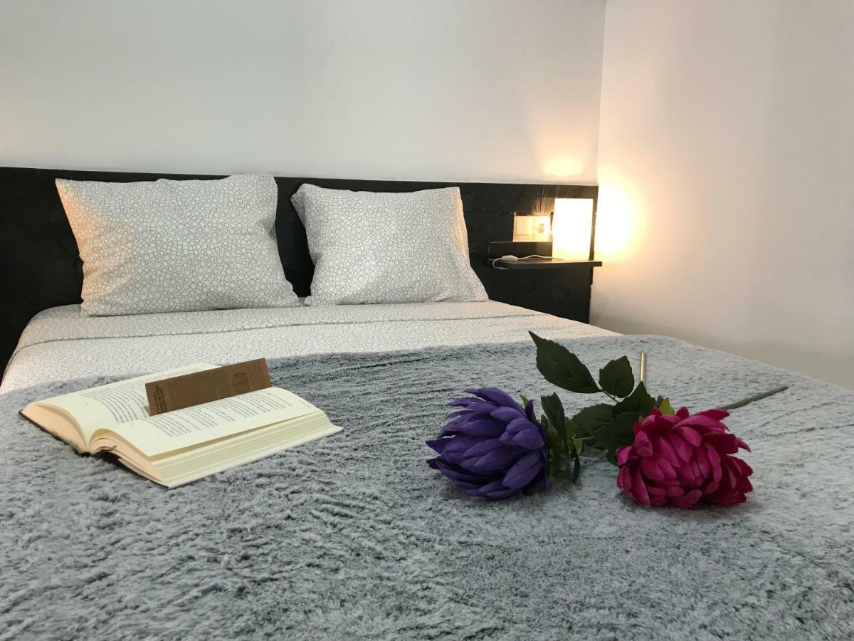 Loft Arco Del Cristo. Apartman Caces Kültér fotó